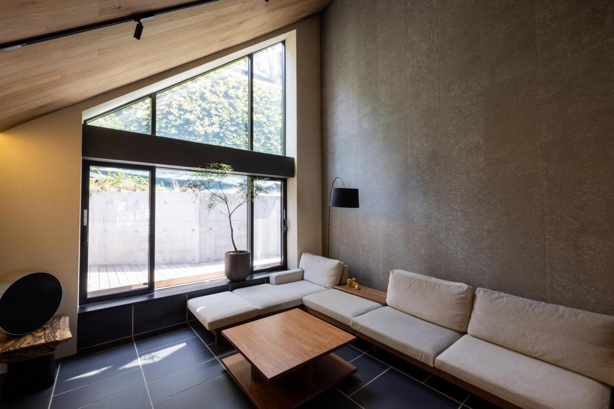 Kakurega Villa *